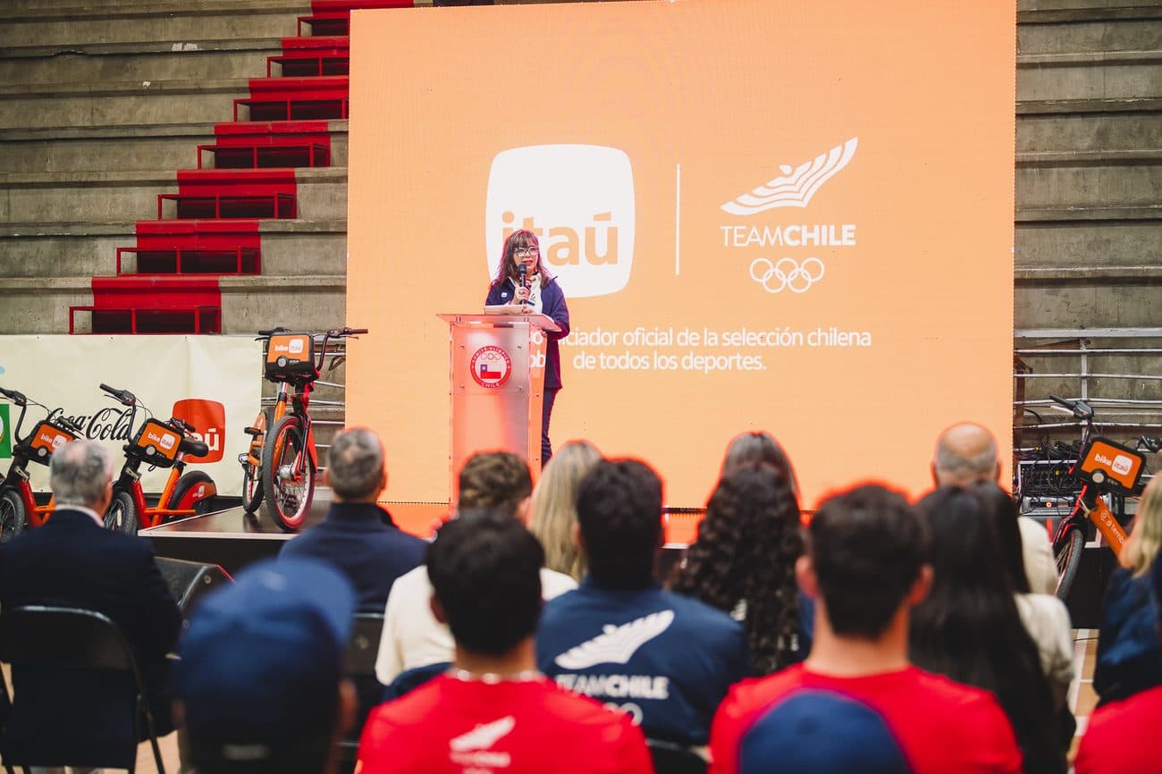 Lanzamiento de Itaú con Team Chile